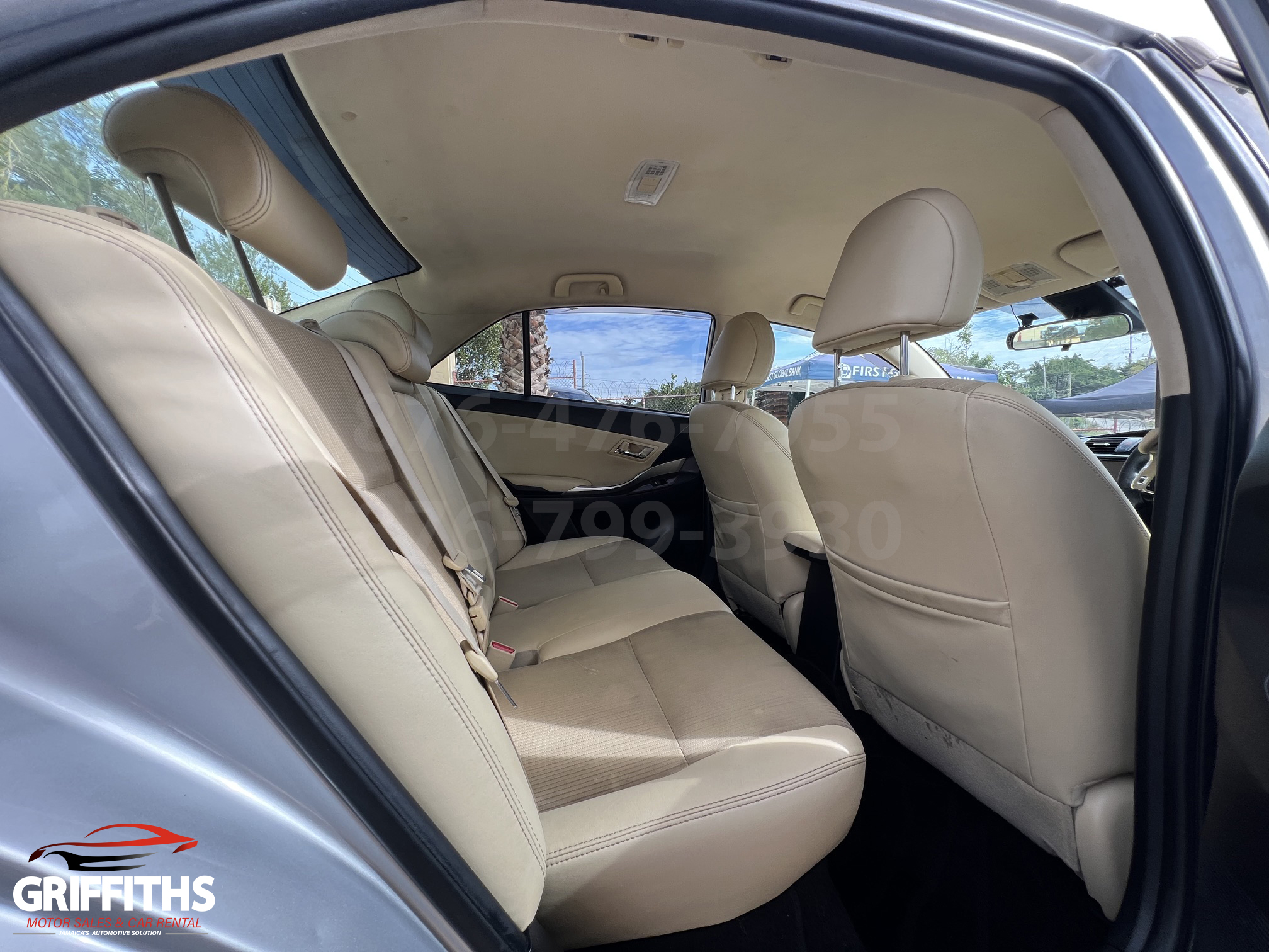 Vehicle Image 13